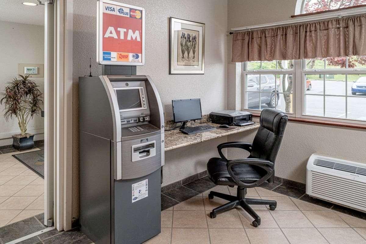 Microtel Inn & Suites Beckley East Екстериор снимка